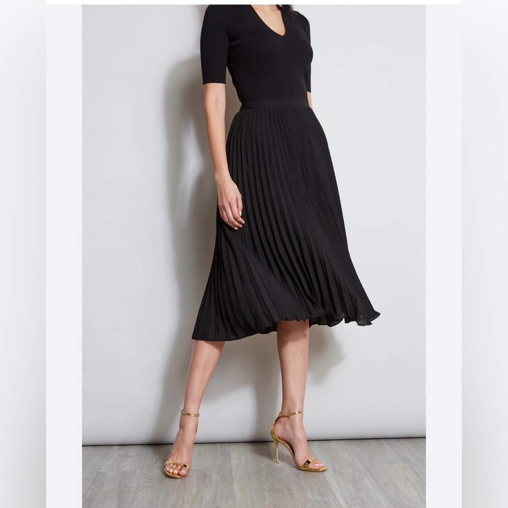 T tahari pleated silky black skirt sz xl nwt